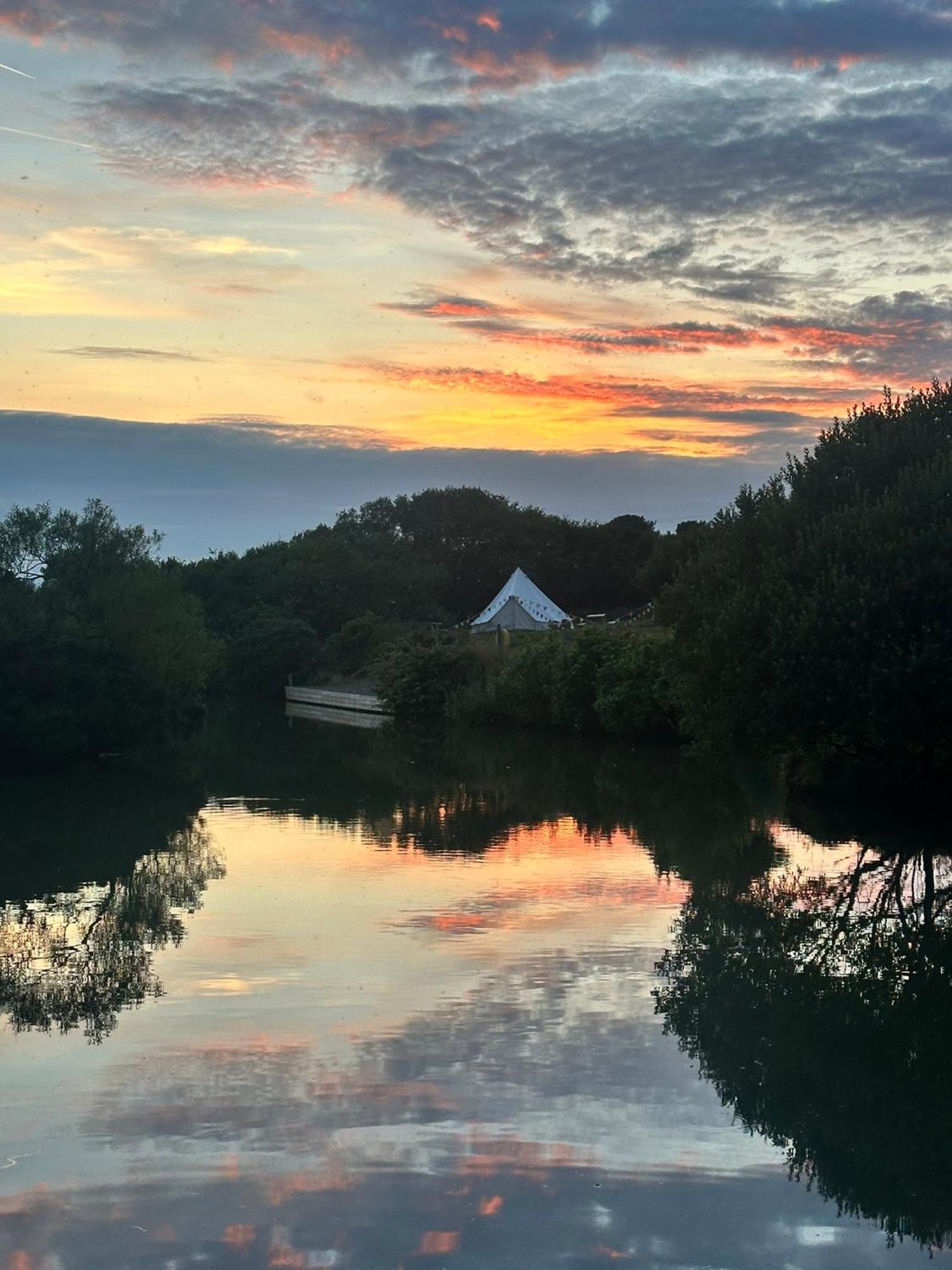 Lakeside Glamping Firecrest St Columb Major Kültér fotó